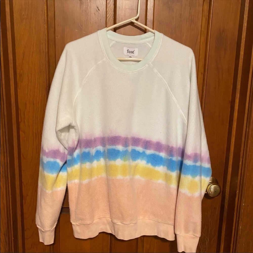 Feat clothing sweatshirt in Coral Reef Medium